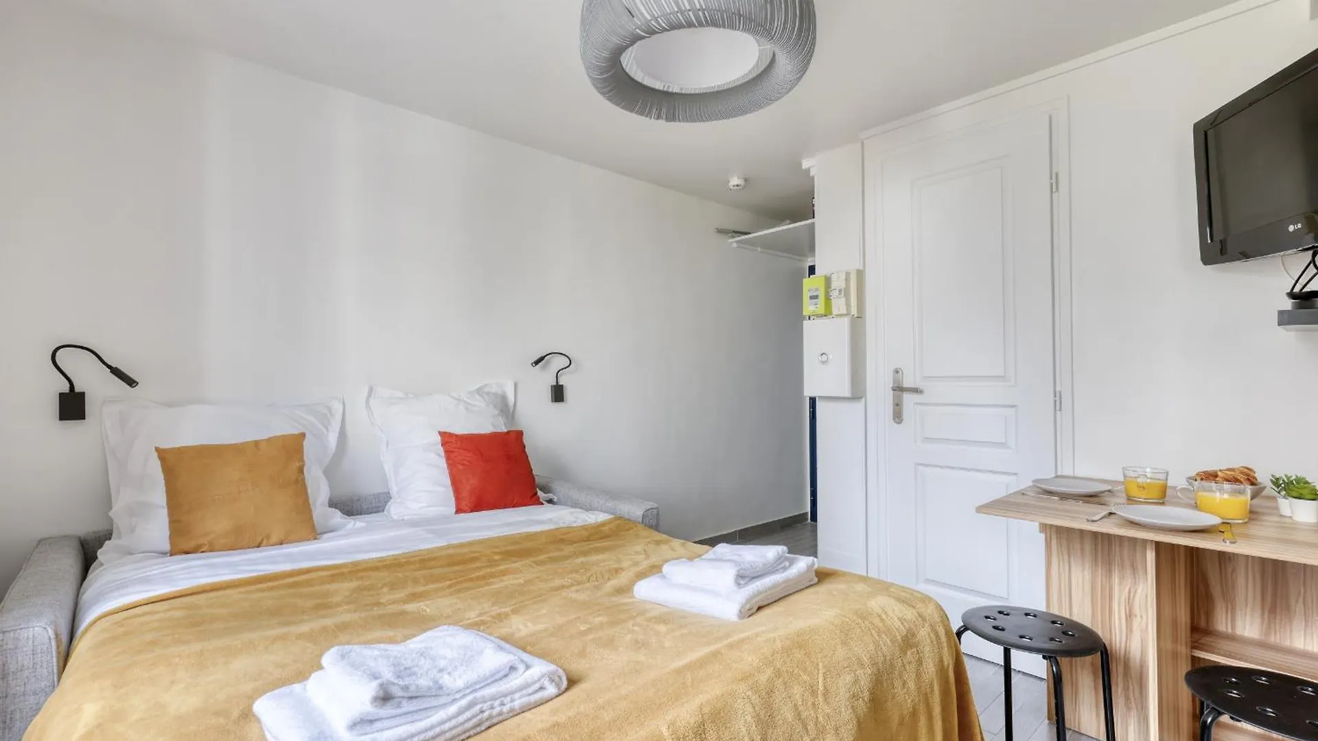 Appartement Branded New Cozy Studio In The Heart Of Paris 17 France